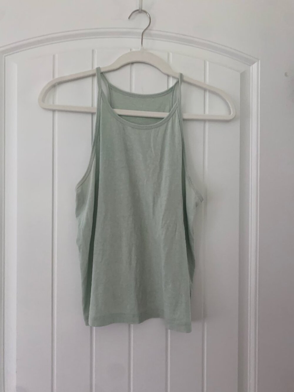 Everlane tank top